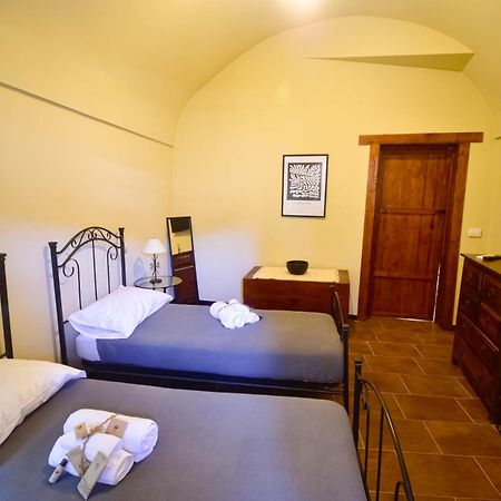 Villa Domum In Petra Casa Nella Roccia Self Check - In à Modica Extérieur photo