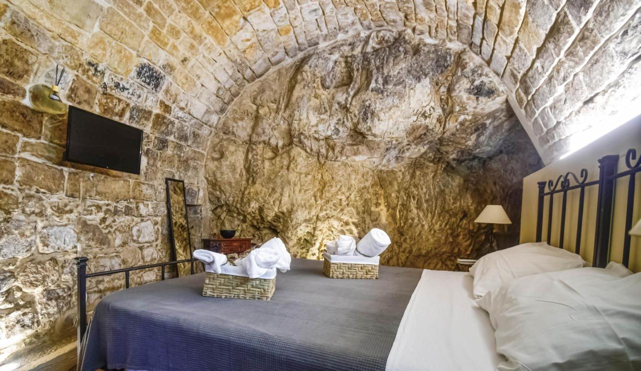 Villa Domum In Petra Casa Nella Roccia Self Check - In à Modica Extérieur photo