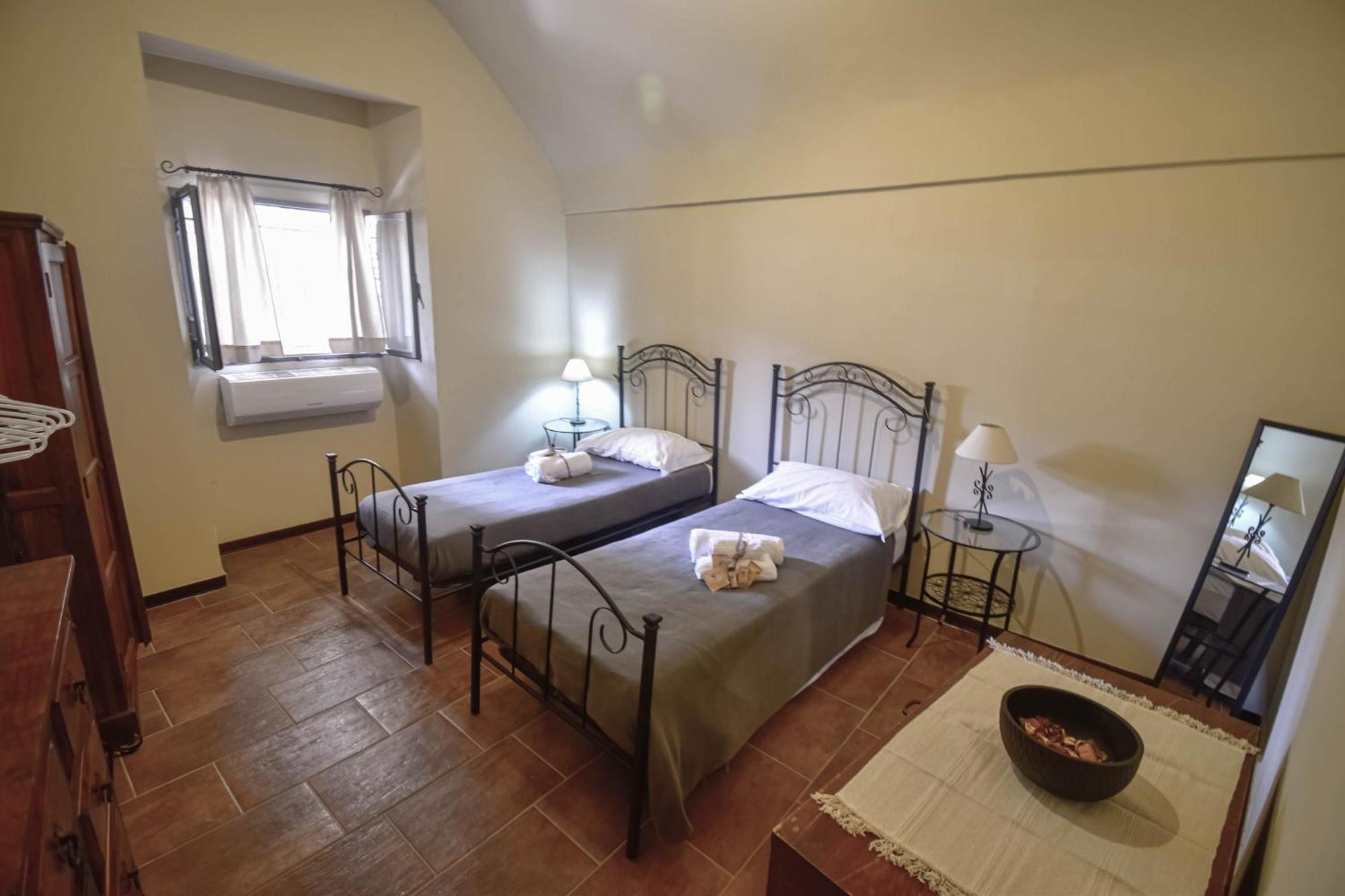 Villa Domum In Petra Casa Nella Roccia Self Check - In à Modica Extérieur photo