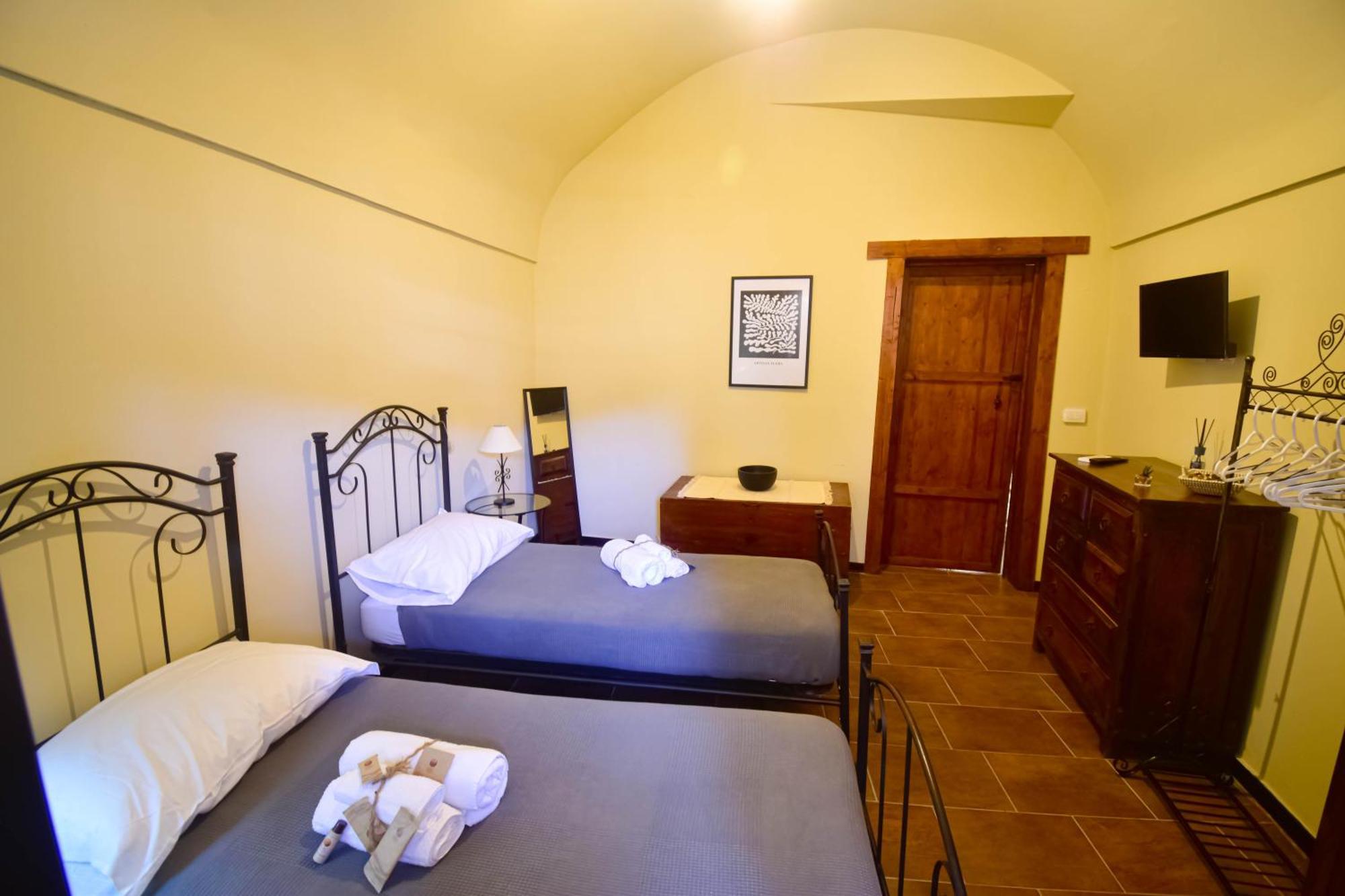 Villa Domum In Petra Casa Nella Roccia Self Check - In à Modica Extérieur photo